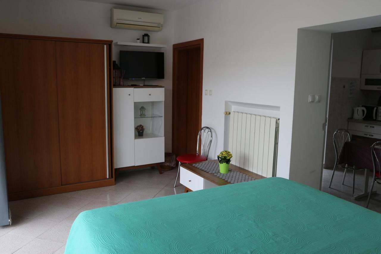 Apartman Komel Ii *
