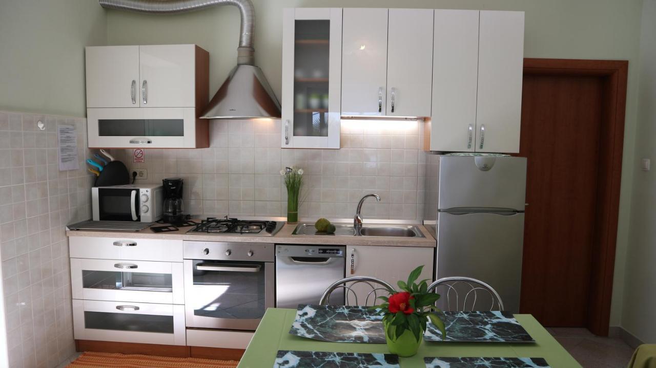 Apartman Komel Ii