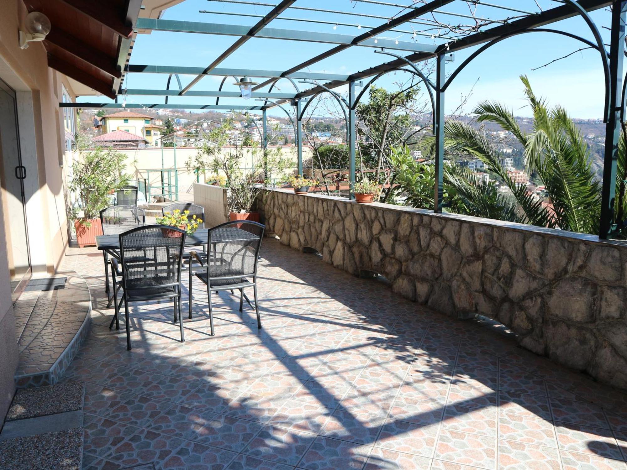 Komel Ii Apartman Opatija
